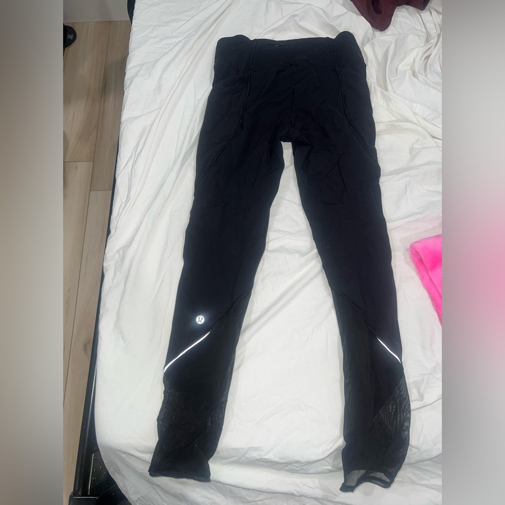 LULU LEMON BLACK LEGGINGS